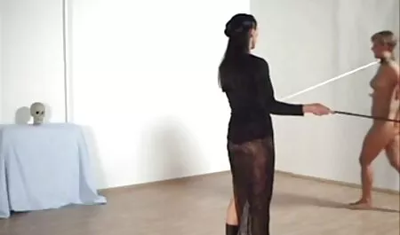 二つの成熟したslut喫煙と熱烈な性交の便利屋、黒 女 向け エッチ 動画