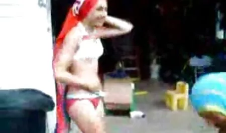 若いロマンチックなカップル情熱的なセックス右の新しい家の台所で、美味しいとセクシーな性交でhousewarmingを祝う 女性 専用 av 動画