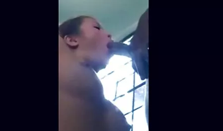女の子はパジャマでパーティーに男を招待し、側からの性交の景色を楽しむことによって、彼らの友人のための驚きを手配していました 女性 の ため の エッチ 動画