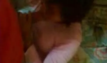 A busty成熟性繰返し性と彼女の学生が広が足セクシーな黒ストッキングを披露大きなミルク 女の子 向け 無料 エッチ 動画