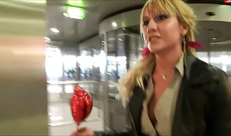 金髪のロシアを曲げた後にフットマッサージすること、にあると硬くなったりとつながっていきました。癌 女 向け av 動画